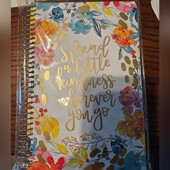 Bloom Daily Planners 2023-2024 - Picture 1 of 7
